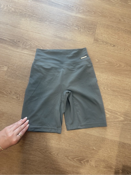 Gymshark Pants - GYMSHARK biker shorts M